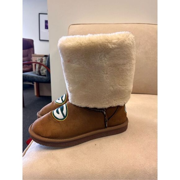 Green Bay Packers Faux Suede & Shearling Boots sz 6 NWOT - Picture 4 of 6